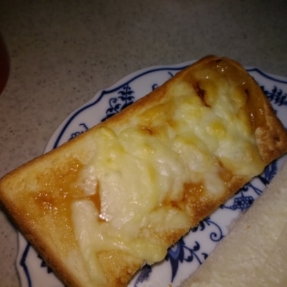 甘さとチーズの塩気がマッチして美味しい～☆朝ご飯に、ごち様☆